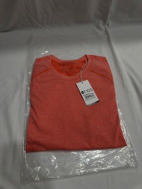 FIGS Men’s Longsleeve Underscrub